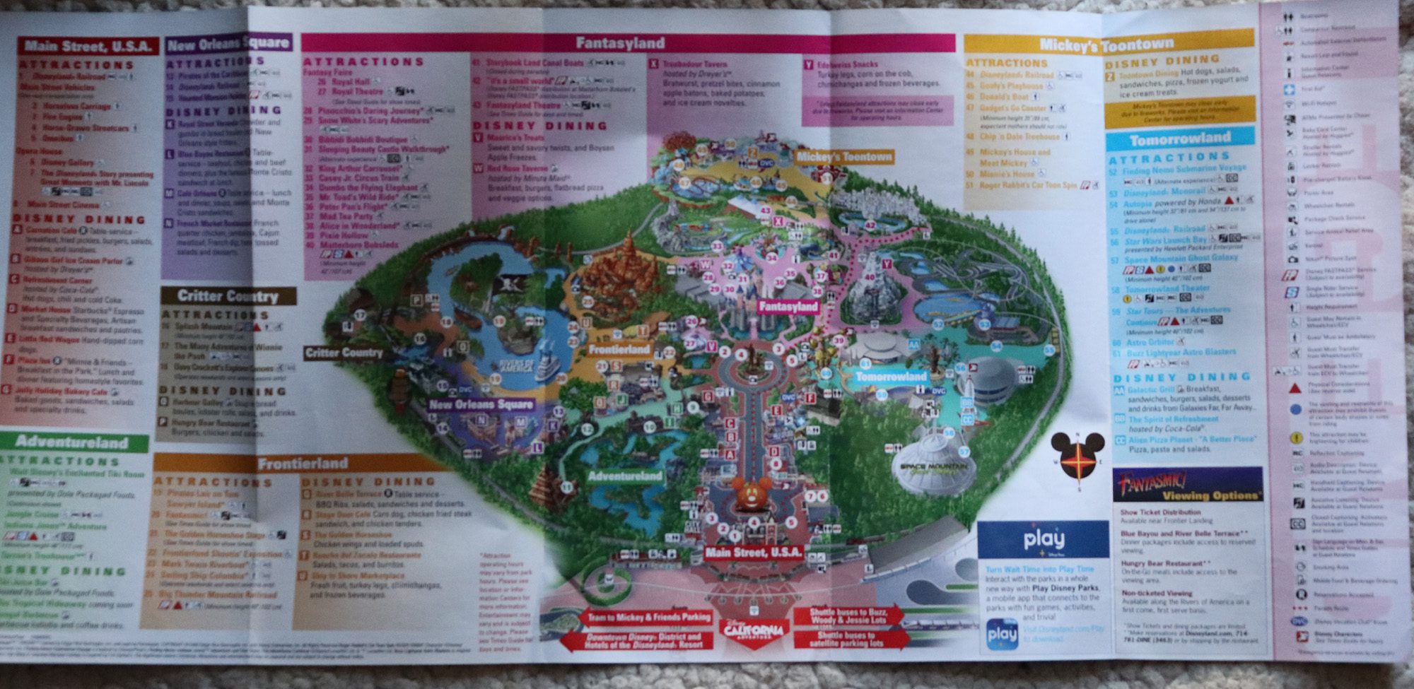 2018 Disneyland Halloween Theme Park Map picture