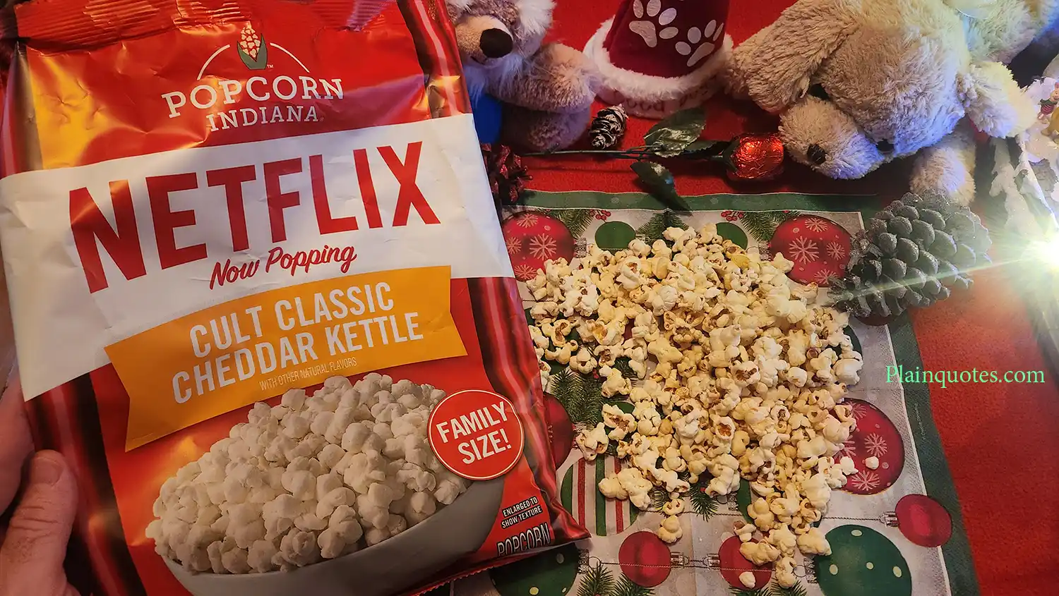 Popcorn Indiana NETFLIX Cult Classic Cheddar Kettle