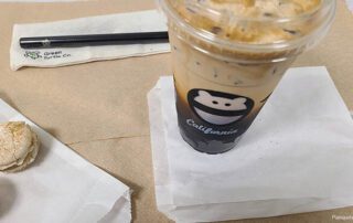mini monster cafe Thai Coffee with Boba